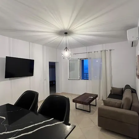 Valley Oasis - Modern With View Sarandë